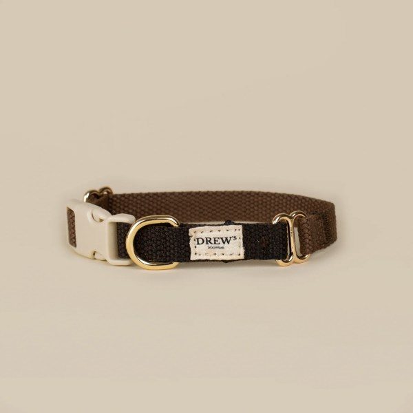 Drew&apos;s Dogwear Chocolate // Justerbart halsbånd (mørkebrun) - S