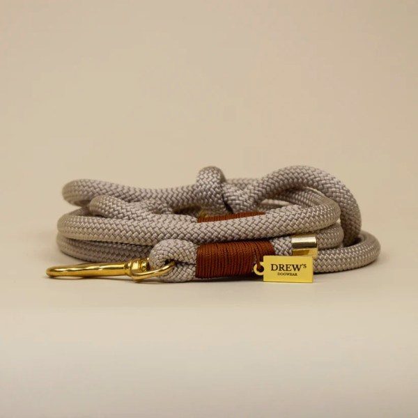 My First Leash // Justerbar og blød hvalpeline (chailatte)