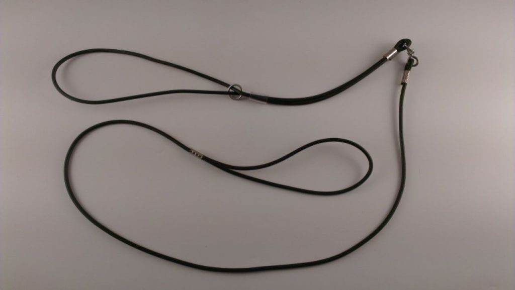 Udstillingsline med dreje-led. Swigel.  4 mm.
